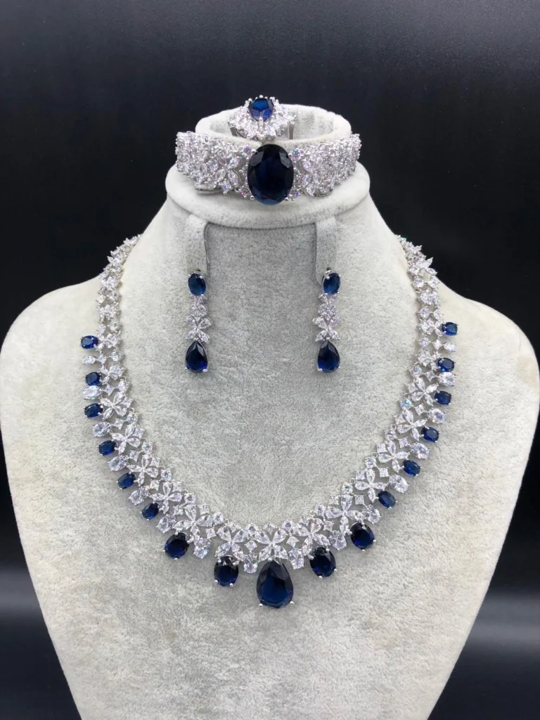 Blue Teardrop Leaf Jewelry Set — product view