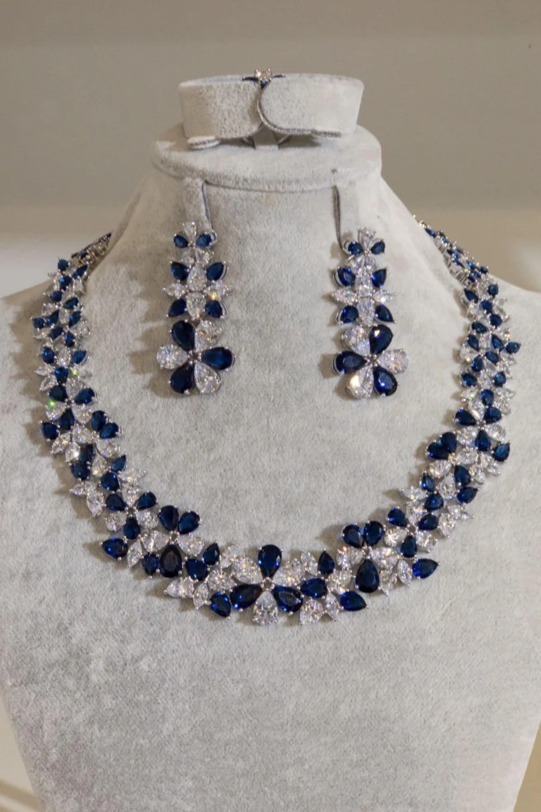 Blue Paired Stone Collar Necklace Set — product view