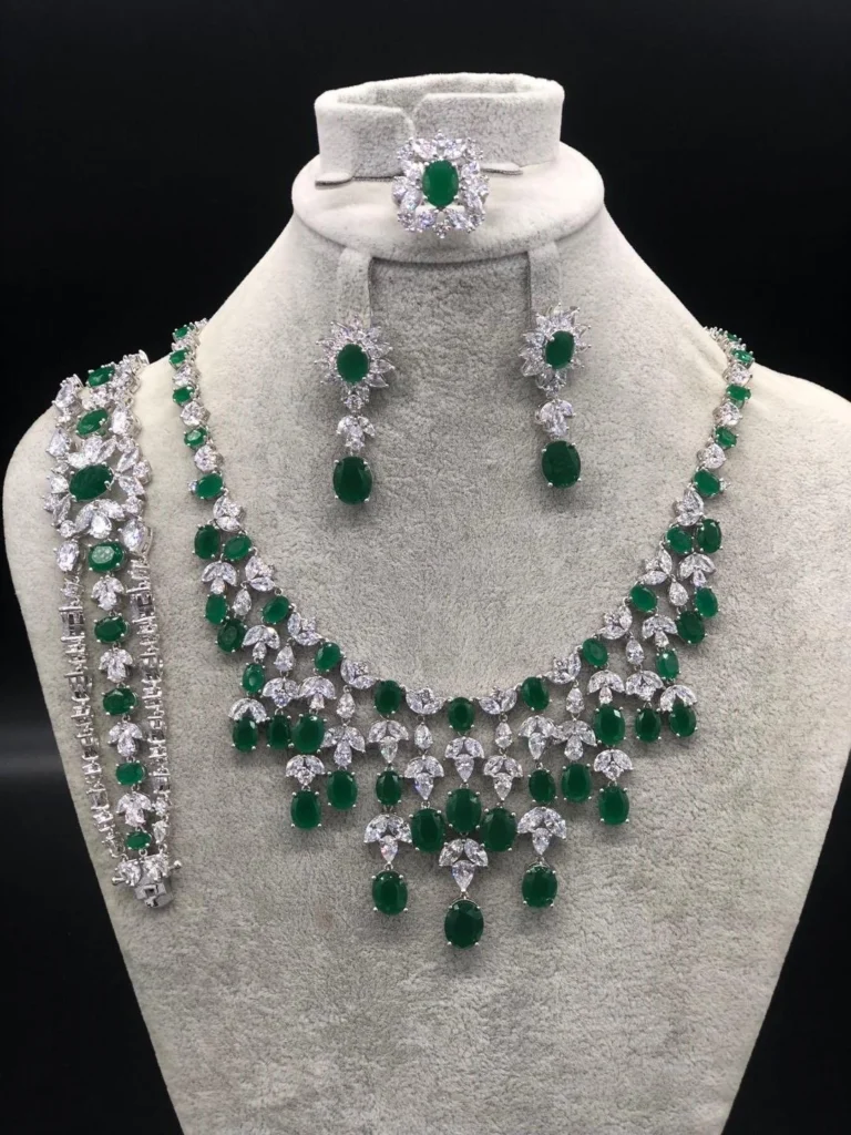 Green Layered Teardrop Jewelry Set — product view