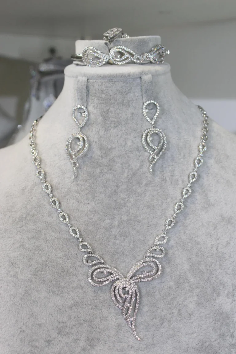 Clear Paisley Scroll Drop Jewelry Set — product view
