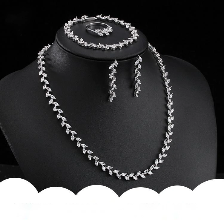 Clear Slim Leaf Chain Jewelry Set — product view