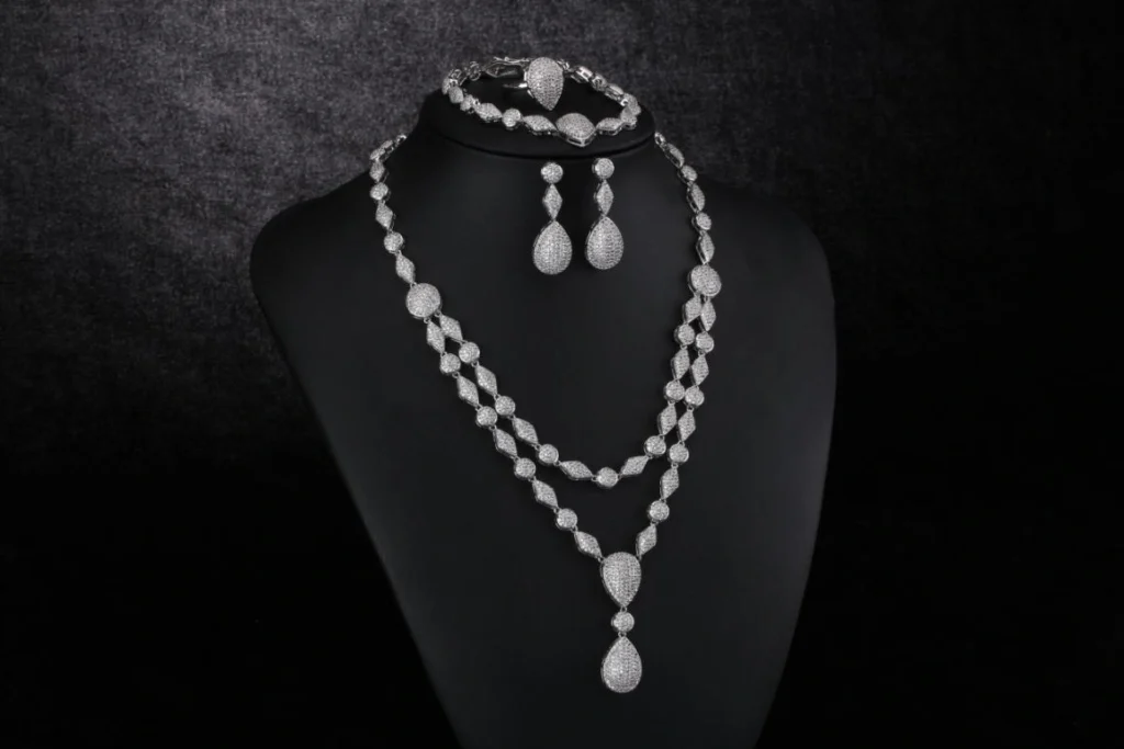 Clear Layered Oval Drop Jewelry Set — product view