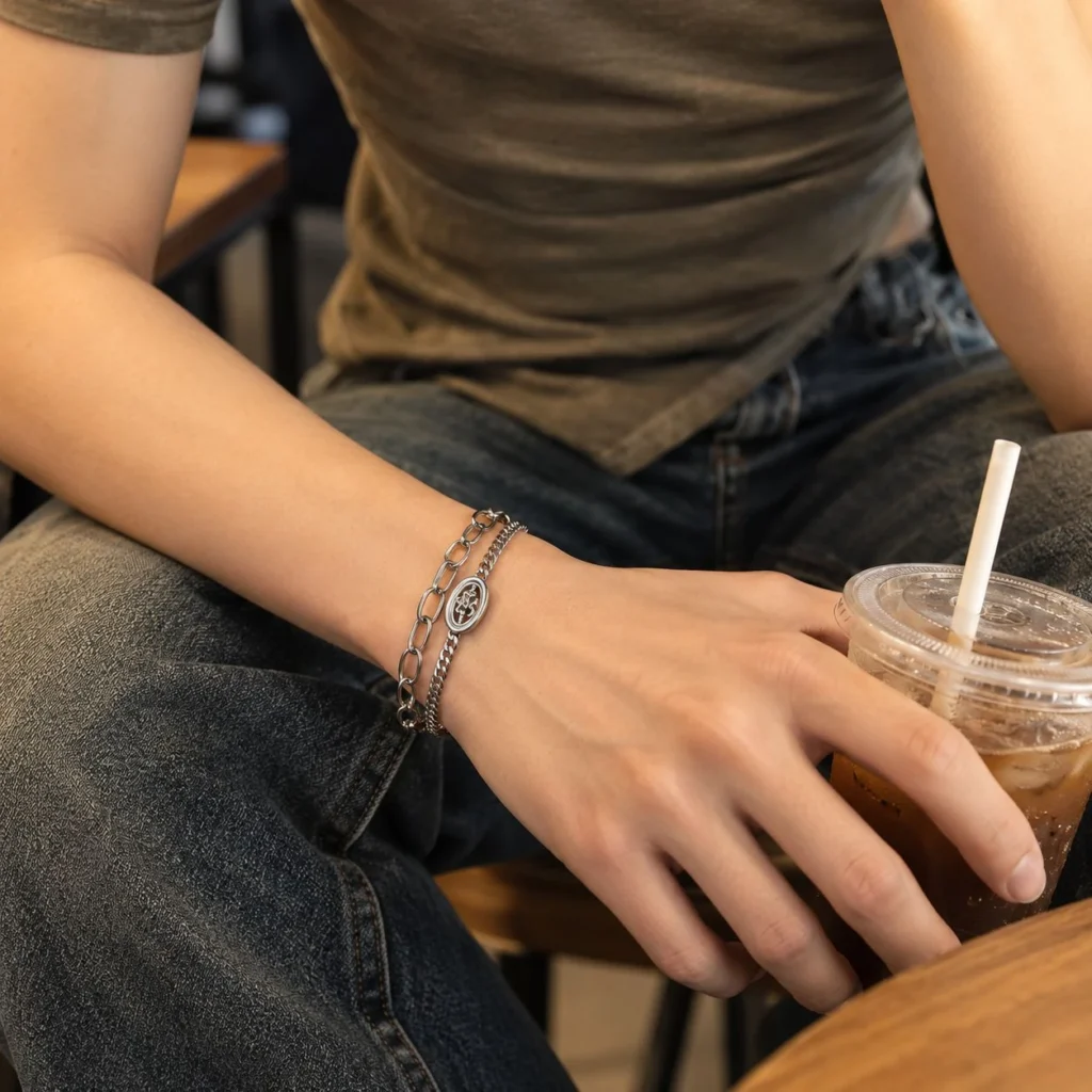 Men’s Medallion Mixed Chain Bracelet — second view